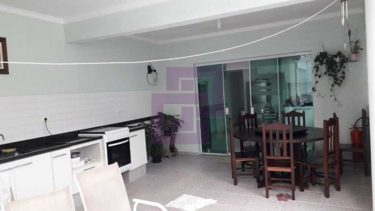 Imagem Sobrado com 3 Quartos à Venda, 190 m² em Jardim Las Palmas - Guarujá Imagem Sobrado com 3 Quartos à Venda, 190 m² em Jardim Las Palmas - Guarujá