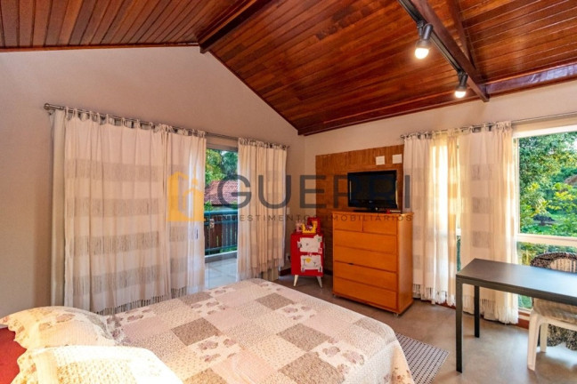 Imagem Casa com 5 Quartos à Venda, 2.072 m² em Park Way - Brasília Imagem Casa com 5 Quartos à Venda, 2.072 m² em Park Way - Brasília