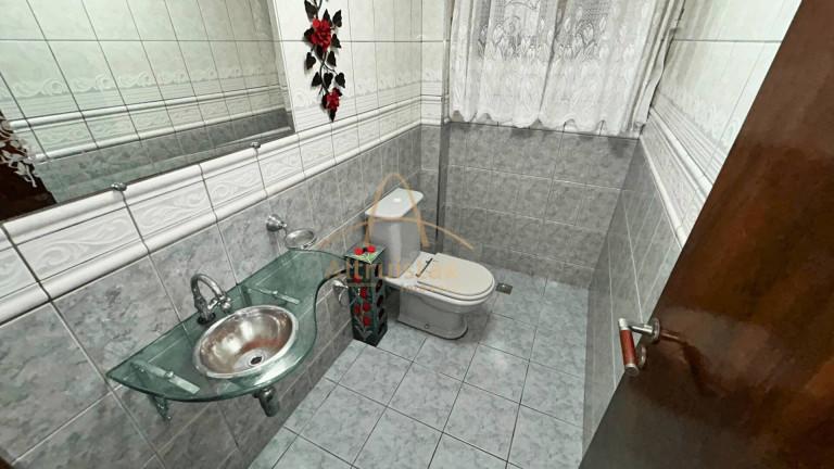 Imagem Casa com 3 Quartos à Venda,  em Osasco