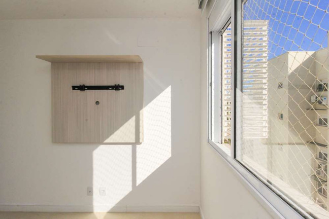 Imagem Apartamento com 2 Quartos à Venda, 58 m² em Vila Nova - Porto Alegre