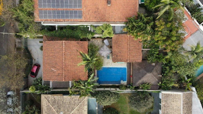 Imagem Casa com 4 Quartos à Venda, 198 m² em Alto De Pinheiros - São Paulo