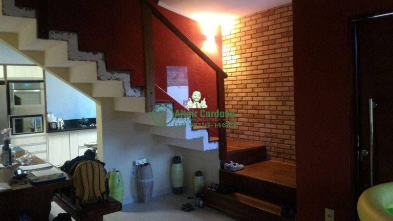 Imagem Casa de Condomínio com 5 Quartos à Venda, 500 m² em Centro - Jambeiro