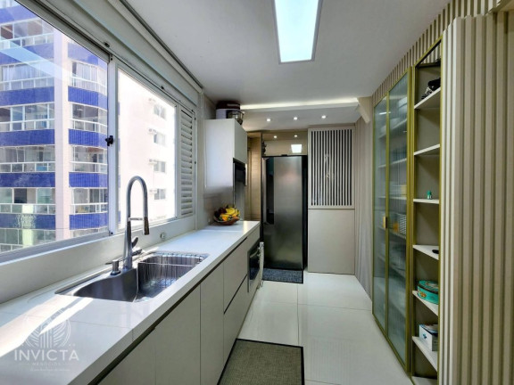 Imagem Apartamento com 3 Quartos à Venda, 162 m² em Centro - Balneário Camboriú Imagem Apartamento com 3 Quartos à Venda, 162 m² em Centro - Balneário Camboriú