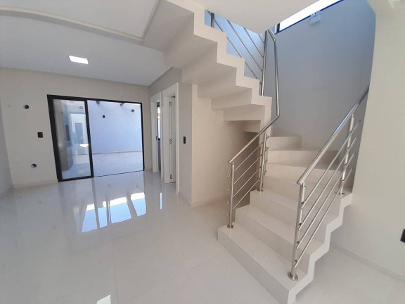 Imagem Casa com 2 Quartos à Venda, 100 m² em Zimbros - Bombinhas Imagem Casa com 2 Quartos à Venda, 100 m² em Zimbros - Bombinhas
