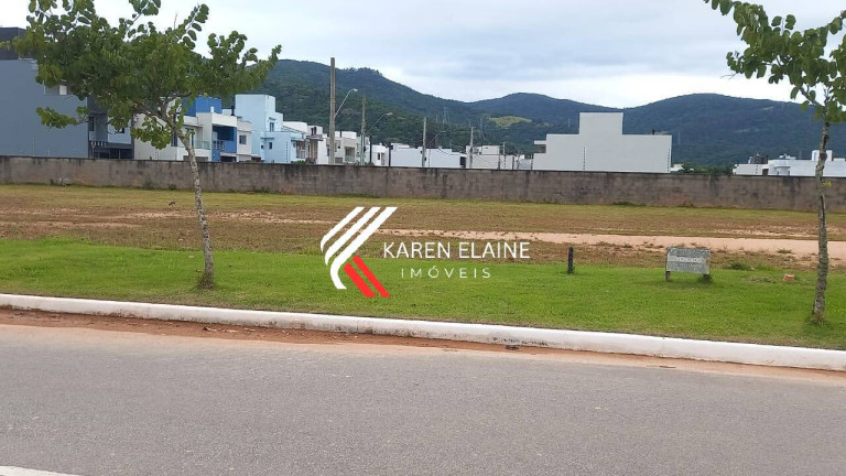 Terreno à Venda, 360 m² em Beira Rio - Biguaçu