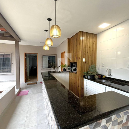 Imagem Casa com 4 Quartos à Venda, 215 m² em São Luís - Jaraguá Do Sul