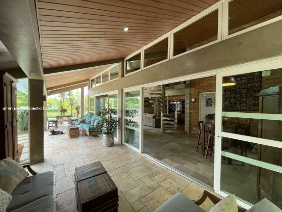 Imagem Casa à Venda, em São Paulo 2 - Cotia Imagem Casa à Venda, em São Paulo 2 - Cotia