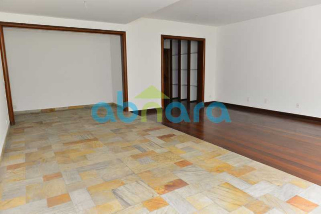 Imagem Apartamento com 3 Quartos à Venda, 200 m² em Copacabana - Rio De Janeiro Imagem Apartamento com 3 Quartos à Venda, 200 m² em Copacabana - Rio De Janeiro