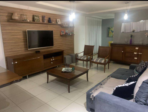 Imagem Casa com 5 Quartos à Venda, 570 m² em Vale Dos Pinheiros - Nova Friburgo Imagem Casa com 5 Quartos à Venda, 570 m² em Vale Dos Pinheiros - Nova Friburgo