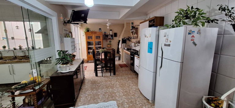 Imagem Casa com 3 Quartos à Venda, 155 m² em Centro - Peruíbe