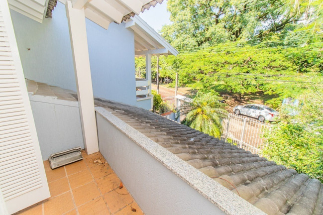 Imagem Casa com 3 Quartos à Venda, 336 m² em São Sebastião - Porto Alegre