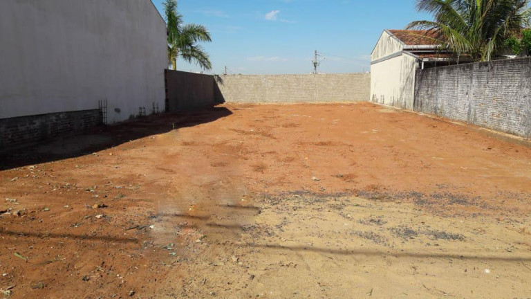 Terreno à Venda, 315 m² em Jardim Colibri - Marília