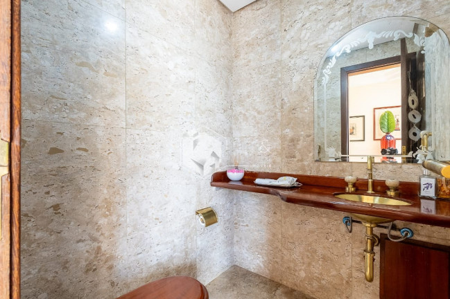 Imagem Imóvel com 4 Quartos à Venda, 300 m² em Vila Suzana - São Paulo