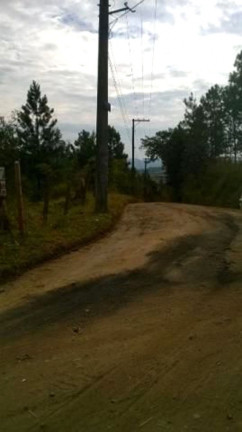 Terreno à Venda, 2.720 m² em Veraneio Ijal - Jacareí