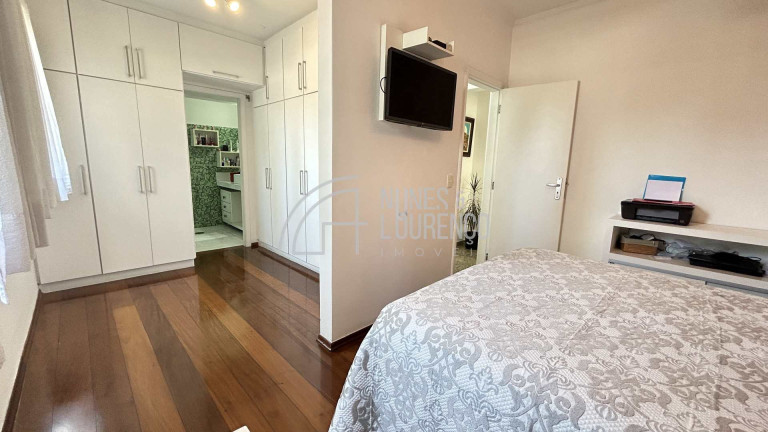 Imagem Apartamento com 3 Quartos à Venda, 132 m² em Embaré - Santos