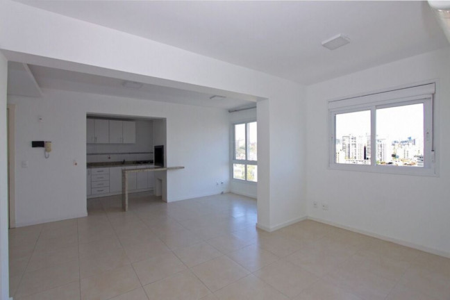 Apartamento com 2 Quartos à Venda, 7.392 m² em Passo Da Areia - Porto Alegre
