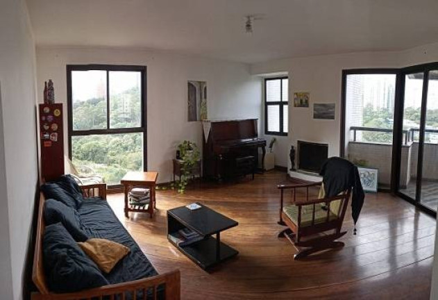 Imóvel com 4 Quartos à Venda, 196 m² em Panamby - São Paulo