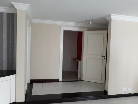 Imagem Imóvel com 3 Quartos à Venda, 240 m² em Itaim Bibi - São Paulo