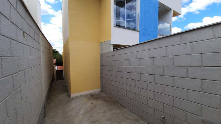 Imagem Casa com 2 Quartos à Venda, 78 m² em Camargos - Ibirité Imagem Casa com 2 Quartos à Venda, 78 m² em Camargos - Ibirité