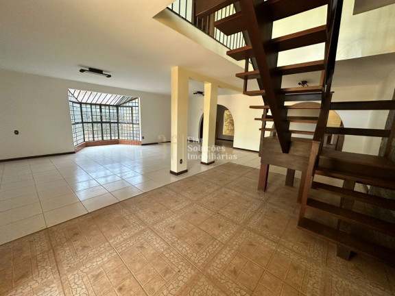 Imagem Sobrado com 5 Quartos à Venda, 630 m² em Centro - Chapada Dos Guimarães Imagem Sobrado com 5 Quartos à Venda, 630 m² em Centro - Chapada Dos Guimarães