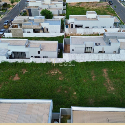 Terreno à Venda, 230 m² em Condomínio Primor Das Torres - Cuiabá