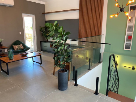 Imagem Casa com 3 Quartos à Venda, 267 m² em Campeche - Florianópolis