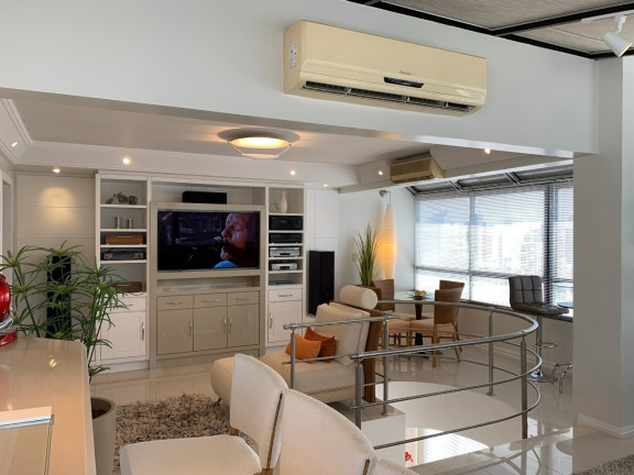 Imagem Cobertura com 3 Quartos à Venda, 204 m² em Centro - Florianópolis Imagem Cobertura com 3 Quartos à Venda, 204 m² em Centro - Florianópolis