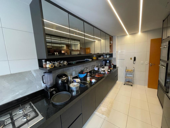 Imagem Apartamento com 4 Quartos à Venda, 200 m² em Pituaçu - Salvador Imagem Apartamento com 4 Quartos à Venda, 200 m² em Pituaçu - Salvador