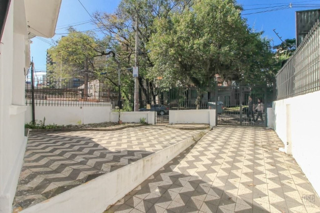 Imagem Casa com 2 Quartos à Venda, 141 m² em Petrópolis - Porto Alegre