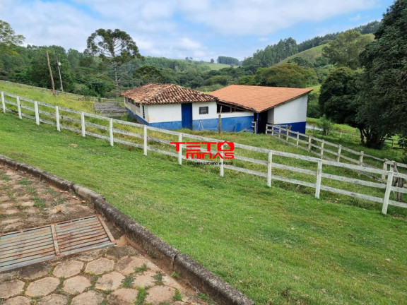 Imagem Imóvel à Venda, 252 m² em 4km Da Cidade - Cruzília Imagem Imóvel à Venda, 252 m² em 4km Da Cidade - Cruzília