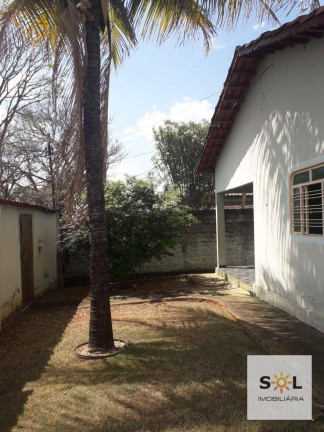 Imagem Casa com 3 Quartos à Venda, 382 m² em Residencial Village Garavelo - Aparecida De Goiânia