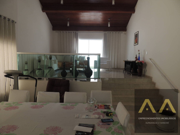 Casa com 4 Quartos à Venda, 330 m² em Alphaville - Santana De Parnaíba