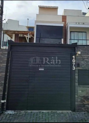 Imagem Sobrado com 3 Quartos à Venda, 129 m² em Santa Regina - Camboriú