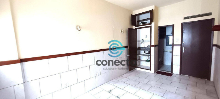 Sala Comercial à Venda ou Locação, 18 m² em Centro - Niterói