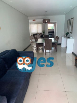 Imagem Casa com 3 Quartos à Venda, 300 m² em Centro - Feira De Santana Imagem Casa com 3 Quartos à Venda, 300 m² em Centro - Feira De Santana