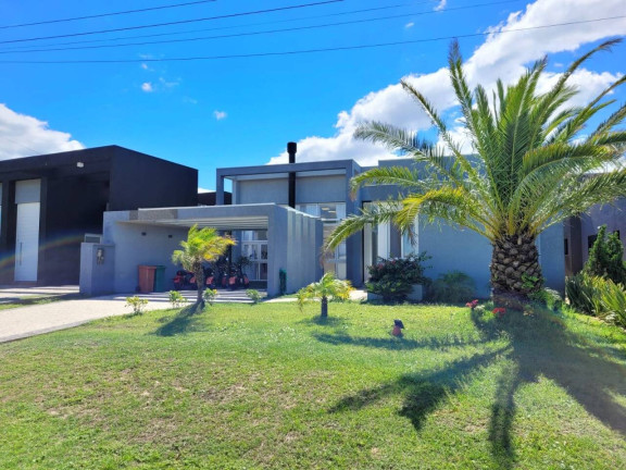 Casa com 4 Quartos à Venda, 190 m² em Rainha Do Mar - Xangri-lá