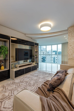 Imagem Apartamento com 3 Quartos à Venda, 128 m² em Centro - Balneário Camboriú Imagem Apartamento com 3 Quartos à Venda, 128 m² em Centro - Balneário Camboriú