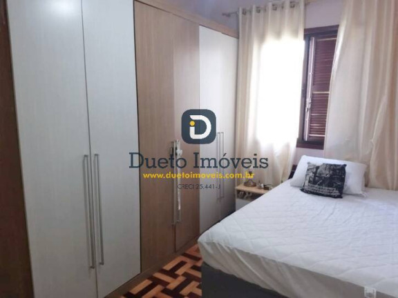 Imagem Casa com 3 Quartos à Venda, em Nossa Senhora Do Perpétuo Socorro - Santa Maria Imagem Casa com 3 Quartos à Venda, em Nossa Senhora Do Perpétuo Socorro - Santa Maria