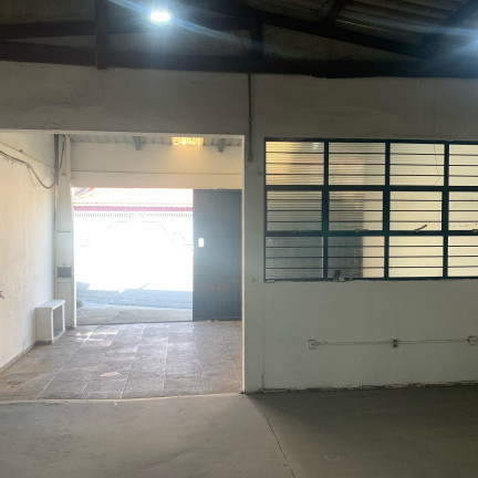 Imagem Galpão à Venda ou Locação, 180 m² em Jardim São Guilherme - Sorocaba