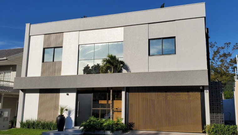 Imagem Casa com 4 Quartos à Venda, 250 m² em Barra - Balneário Camboriú Imagem Casa com 4 Quartos à Venda, 250 m² em Barra - Balneário Camboriú