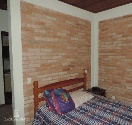 Imagem Casa de Condomínio com 3 Quartos à Venda, 250 m² em Colinas De São Fernando - Cotia Imagem Casa de Condomínio com 3 Quartos à Venda, 250 m² em Colinas De São Fernando - Cotia