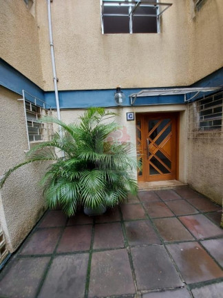Imagem Apartamento com 3 Quartos à Venda, 77 m² em Menino Deus - Porto Alegre Imagem Apartamento com 3 Quartos à Venda, 77 m² em Menino Deus - Porto Alegre