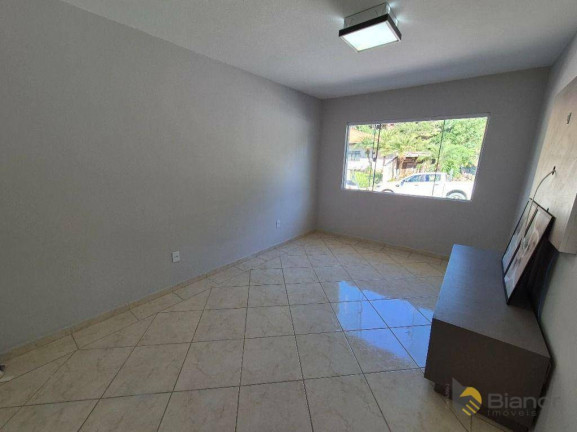 Imagem Casa com 3 Quartos para Alugar, 100 m² em Escola Agrícola - Blumenau Imagem Casa com 3 Quartos para Alugar, 100 m² em Escola Agrícola - Blumenau