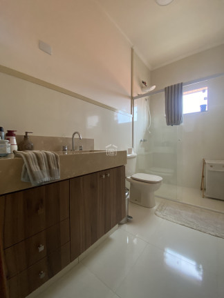 Imagem Casa com 3 Quartos à Venda, 291 m² em Centro - Botelhos Imagem Casa com 3 Quartos à Venda, 291 m² em Centro - Botelhos
