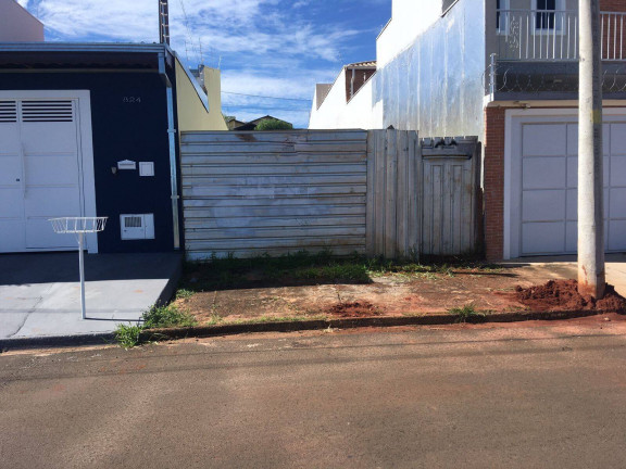 Imagem Terreno à Venda, 150 m² em Vila Pinheiro Machado - Botucatu Imagem Terreno à Venda, 150 m² em Vila Pinheiro Machado - Botucatu
