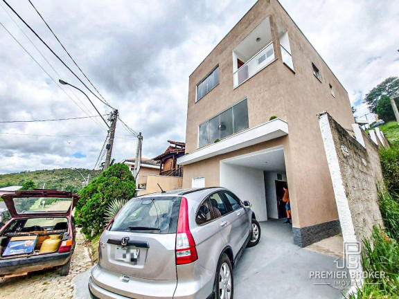 Imagem Casa com 4 Quartos à Venda, 216 m² em Albuquerque - Teresópolis Imagem Casa com 4 Quartos à Venda, 216 m² em Albuquerque - Teresópolis