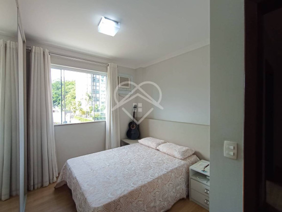 Imagem Apartamento com 3 Quartos à Venda, 84 m²