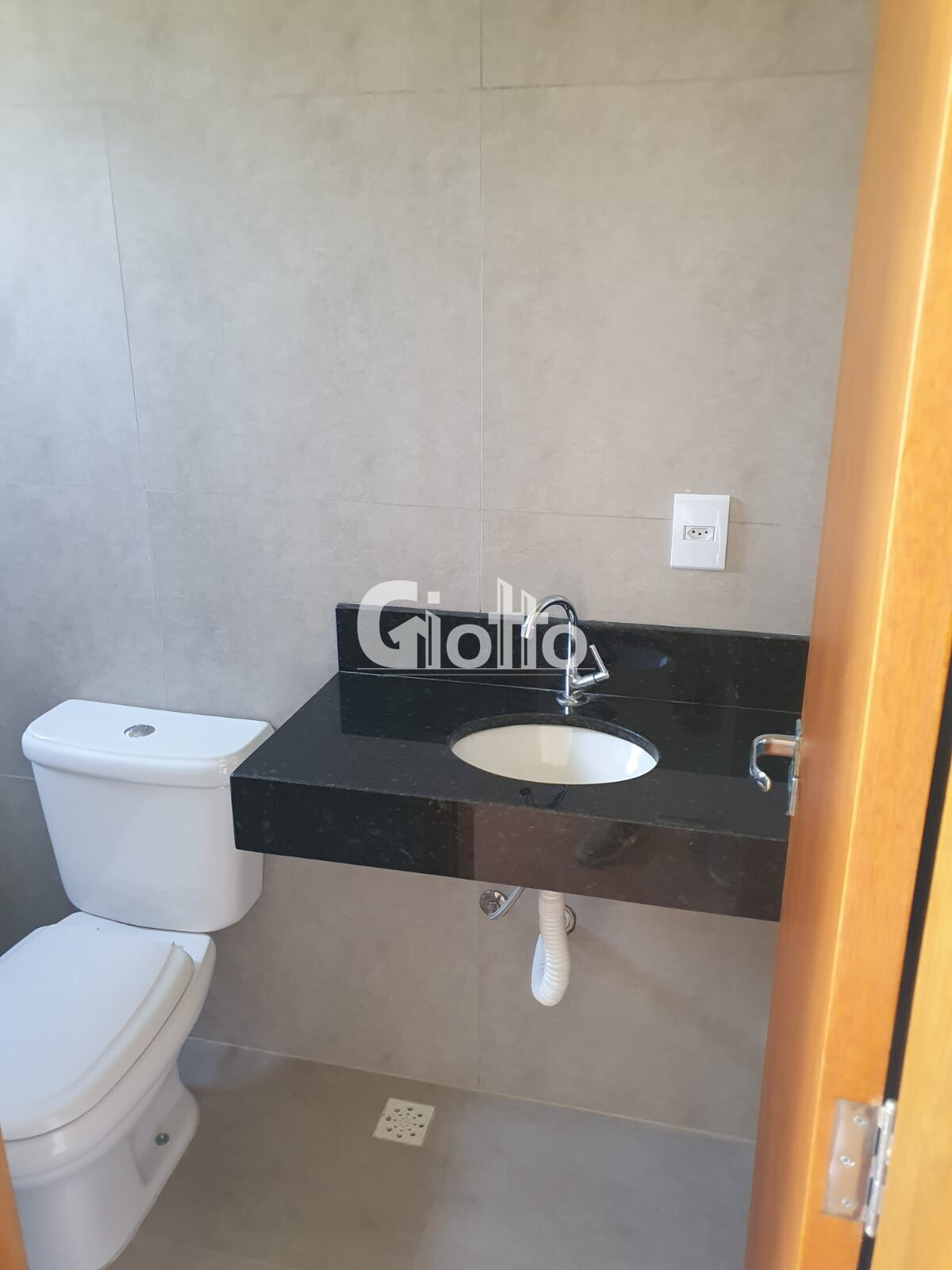 Imagem Casa de Condomínio com 2 Quartos à Venda, 67 m² em Vila São Paulo - Mogi Das Cruzes