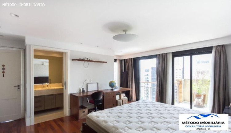 Imagem Imóvel com 3 Quartos à Venda, 272 m² em Moema - São Paulo Imagem Imóvel com 3 Quartos à Venda, 272 m² em Moema - São Paulo