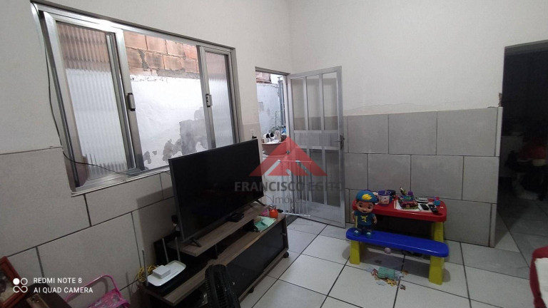 Imagem Casa com 3 Quartos à Venda, 360 m² em Tribobó - São Gonçalo Imagem Casa com 3 Quartos à Venda, 360 m² em Tribobó - São Gonçalo